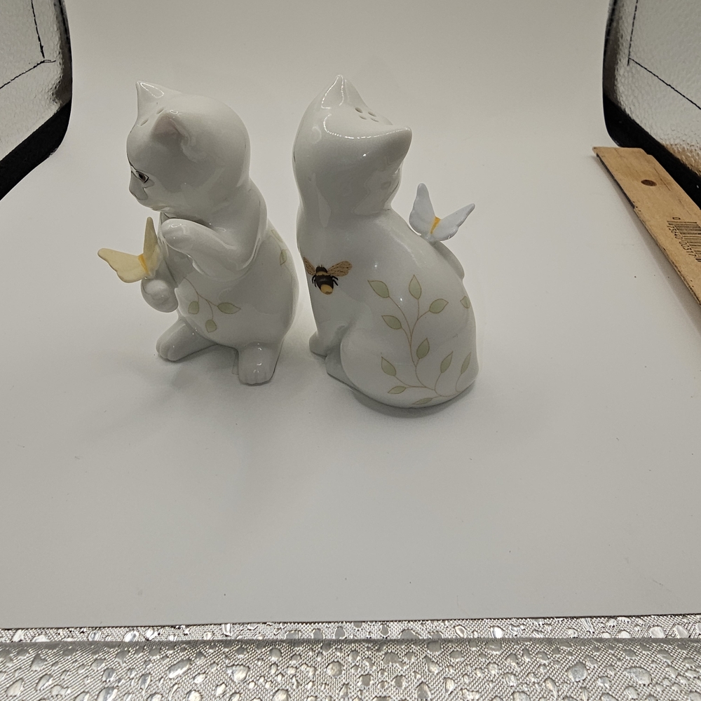 Lenox Cat Salt and Pepper Shaker Set with Floral Butterflies and Bees - Picture 3 of 6